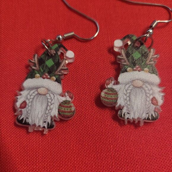 Charming Christmas Antler Gnome Acrylic Earrings - Picture 3 of 6